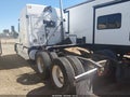 2010 Freightliner Cascadia 125 — photo 3 of 14 | VIN 1FUJGLDR4ASAV2565
