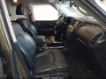 2017 Infiniti QX80 — photo 5 of 16 | VIN JN8AZ2NE2H9156692
