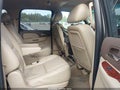 2010 Chevrolet Suburban 1500 — photo 8 of 16 | VIN 1GNUKKE34AR137795