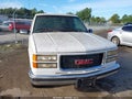 1997 GMC Sierra 1500 — photo 6 of 11 | VIN 2GTEC19R6V1501233