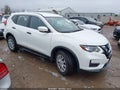 2017 Nissan Rogue Sport — photo 1 of 17 | VIN JN8AT2MVXHW020623