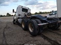 2019 Kenworth T880 — photo 3 of 19 | VIN 1XKZDK9X3KJ290159