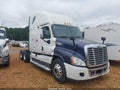 2011 Freightliner Cascadia 125 — photo 1 of 17 | VIN 1FUJGLDR6BSAU1763