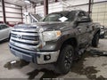 2017 Toyota Tundra — photo 2 of 16 | VIN 5TFUY5F14HX669690