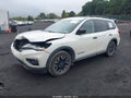 2020 Nissan Pathfinder — photo 2 of 19 | VIN 5N1DR2CM1LC638385