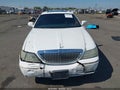 2003 Lincoln Town Car — photo 12 of 16 | VIN 1LNHM82W63Y605617