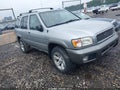 2001 Nissan Pathfinder — photo 1 of 11 | VIN JN8DR09Y41W607652