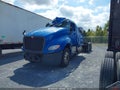 2023 International LT — photo 2 of 18 | VIN 3HSDZTZR4PN262493