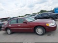 2002 Lincoln Town Car — photo 13 of 16 | VIN 1LNHM81WX2Y642315