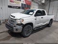 2017 Toyota Tundra — photo 2 of 17 | VIN 5TFUW5F17HX618691