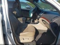 2011 Hyundai Veracruz — photo 5 of 19 | VIN KM8NU4CC8BU169259