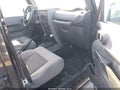 2010 Jeep Wrangler Unlimited — photo 5 of 18 | VIN 1J4BB3H12AL201121