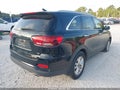 2019 Kia Sorento — photo 4 of 17 | VIN 5XYPG4A53KG499210