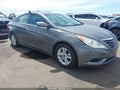 2013 Hyundai Sonata — photo 1 of 15 | VIN 5NPEB4AC9DH661020