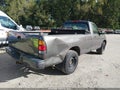 2004 Toyota Tundra — photo 4 of 14 | VIN 5TBJN32144S444989