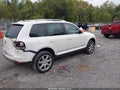 2008 Volkswagen Touareg — photo 4 of 11 | VIN WVGBE77L58D002152