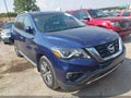 2017 Nissan Pathfinder — photo 1 of 16 | VIN 5N1DR2MN6HC636274