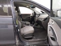 2016 Hyundai Santa Fe — photo 5 of 17 | VIN 5XYZU3LB3GG333808