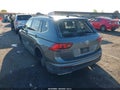 2018 Volkswagen Tiguan — photo 3 of 15 | VIN 3VV3B7AX1JM088004