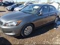 2009 Honda Accord — photo 2 of 16 | VIN 1HGCP26319A006081