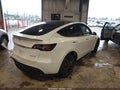 2022 Tesla Model Y — photo 4 of 18 | VIN 7SAYGDEFXNF535660