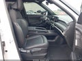 2027 Kia Telluride — photo 5 of 16 | VIN 5XYPEES17VG005541