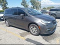 2021 Chrysler Pacifica — photo 1 of 18 | VIN 2C4RC1FG7MR521544