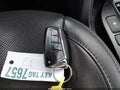 2017 Hyundai Santa Fe — photo 11 of 22 | VIN 5NMZWDLAXHH042012