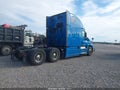 2017 Freightliner Cascadia 125 — photo 4 of 15 | VIN 3AKJGLDR3HSHU0954
