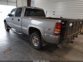 2002 GMC Sierra — photo 3 of 16 | VIN 1GTHK23122F118578