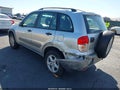 2002 Toyota RAV4 — photo 3 of 16 | VIN JTEHH20V926028054