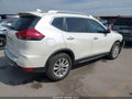 2017 Nissan Rogue — photo 4 of 17 | VIN JN8AT2MT2HW131312