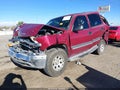 2004 Chevrolet Tahoe — photo 2 of 15 | VIN 1GNEC13VX4R238134