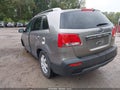 2011 Kia Sorento — photo 3 of 11 | VIN 5XYKT4A2XBG161069