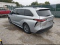 2022 Toyota Sienna — photo 3 of 19 | VIN 5TDJRKECXNS134317