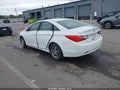 2011 Hyundai Sonata — photo 3 of 13 | VIN 5NPEB4AC8BH205703