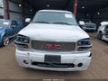 2006 GMC Yukon XL — photo 12 of 16 | VIN 1GKFK66U06J142566