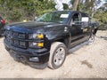 2015 Chevrolet Silverado 1500 — photo 2 of 16 | VIN 3GCUKREC4FG373596