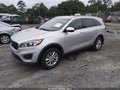 2016 Kia Sorento — photo 2 of 11 | VIN 5XYPG4A3XGG149031