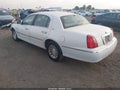 1998 Lincoln Town Car — photo 3 of 18 | VIN 1LNFM83W5WY709526