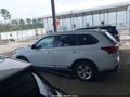 2017 Mitsubishi Outlander — photo 14 of 16 | VIN JA4AD3A30HZ041183
