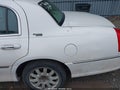 2010 Lincoln Town Car — photo 6 of 11 | VIN 2LNBL8CV4AX613193