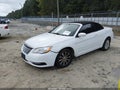 2014 Chrysler 200 — photo 2 of 13 | VIN 1C3BCBEG7EN131118