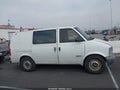 1998 Chevrolet Astro — photo 14 of 17 | VIN 1GCDM19W0WB112927