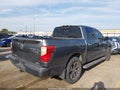 2017 Nissan Titan — photo 4 of 16 | VIN 1N6AA1E62HN535718