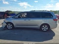 2015 Toyota Sienna — photo 15 of 17 | VIN 5TDKK3DC6FS562161