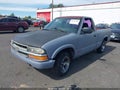 1998 Chevrolet S-10 — photo 2 of 12 | VIN 1GCCS1445WK150001