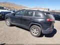 2018 Jeep Cherokee — photo 3 of 16 | VIN 1C4PJMLB5JD527252