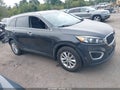 2017 Kia Sorento — photo 14 of 17 | VIN 5XYPG4A30HG217161