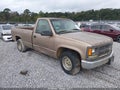 1997 Chevrolet C/K 1500 — photo 1 of 11 | VIN 1GCEC14W9VZ127964